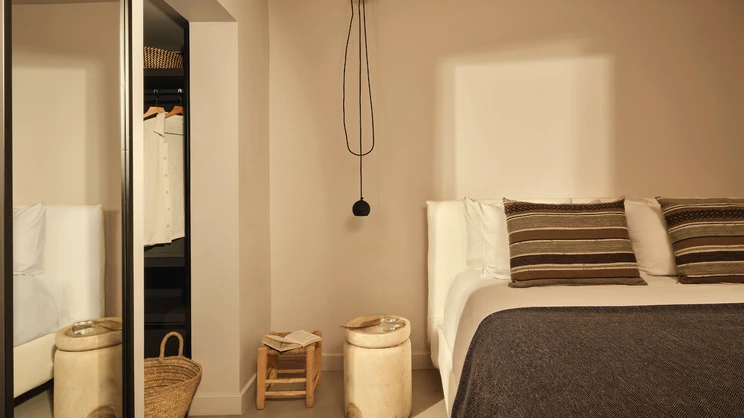 Minos Beach Art Hotel